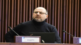 Vai al video precedente