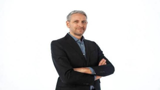 Vai al video precedente